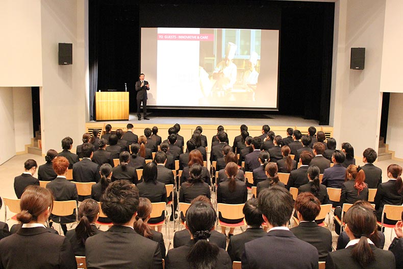 東京 六本木に位置する高級ホテル「グランド ハイアット 東京」 学内企業説明を開催